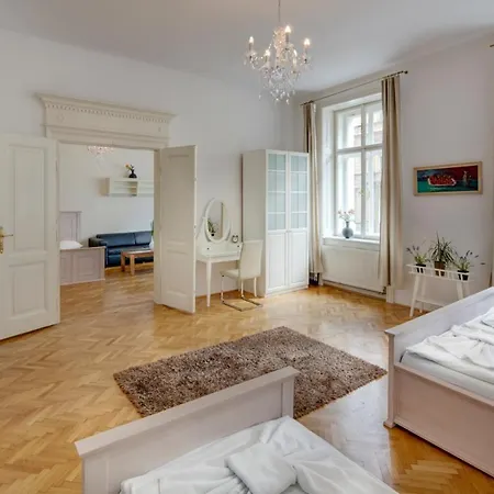 Apartment Kaprova - Old Town Prague