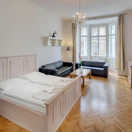 Apartment Kaprova - Old Town Prague